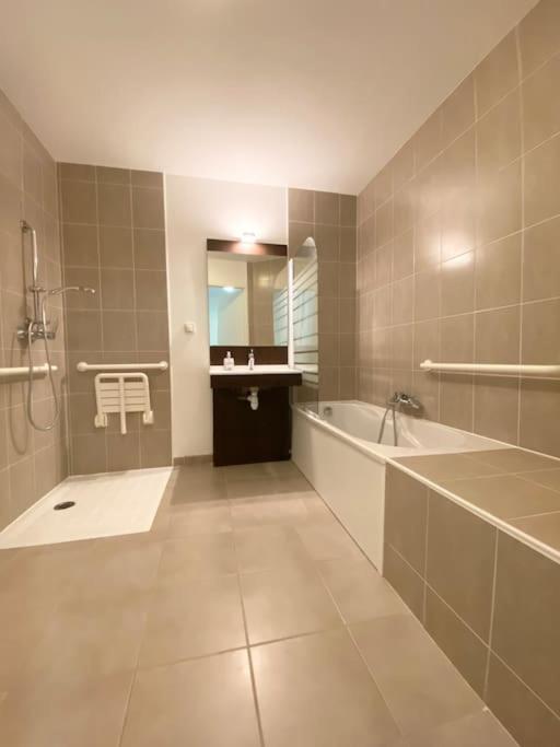 Les Planches , Bel Appartement En Bord De Mer Bénodet Exterior foto